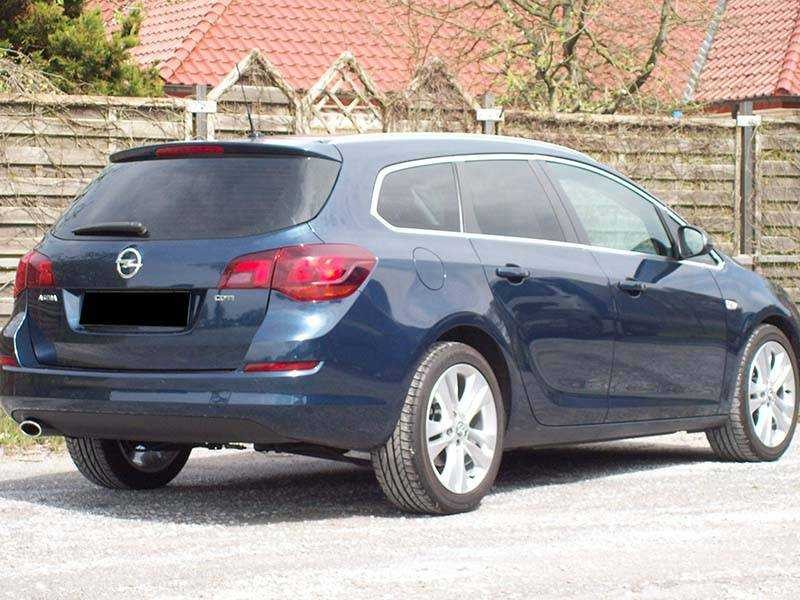 Opel Seitenscheibe getönt – Folien-Lenz